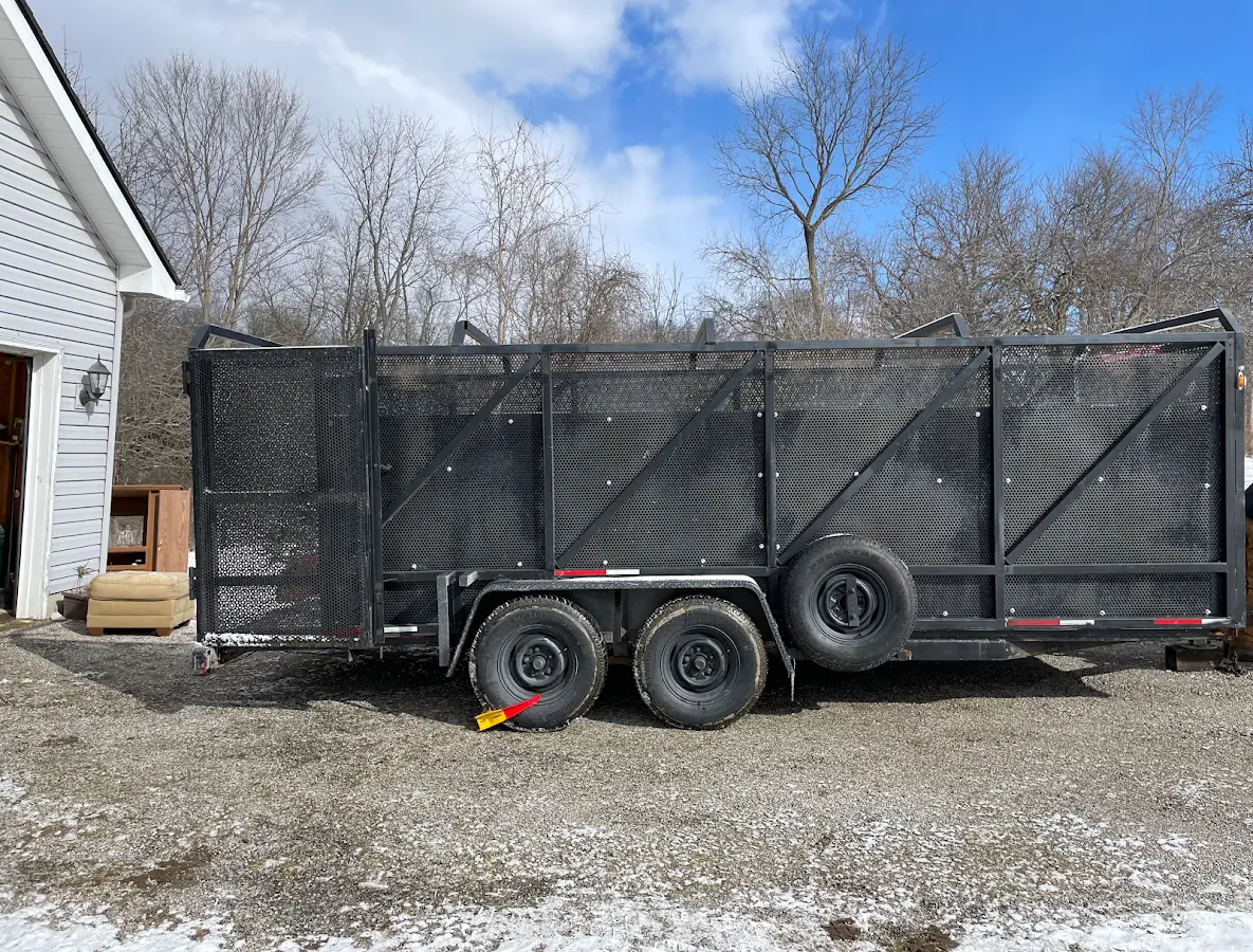 3 Yard Dumpster Rental in Hollywood, SC